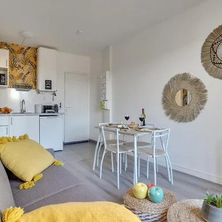 808 Chic - Superb * Bagnolet